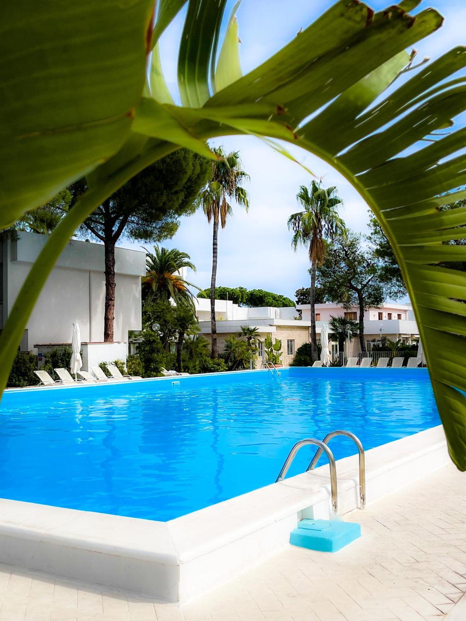 Hotel Riva Del Sole Giovinazzo Dış mekan fotoğraf